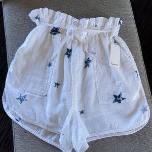 Splendid Gauze Belted Paperbag Shorts with pockets! NWT.